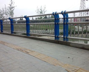 西藏桥梁护栏002