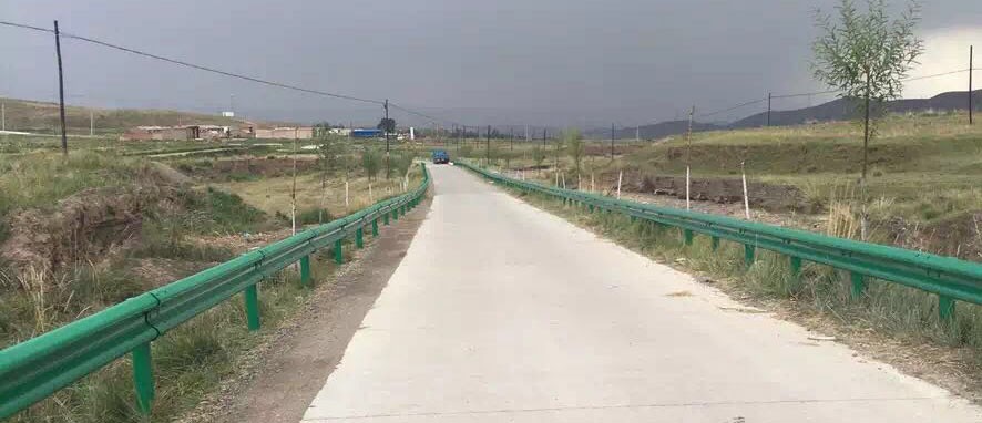 四川陕西安康天竺山公路世腾厂家安装中