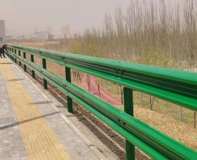 青海曹家堡机场收费站扩容改波...